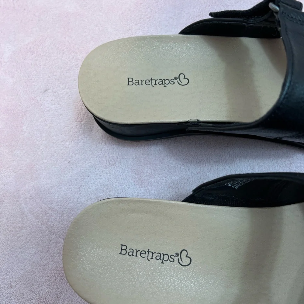 BareTraps Black Wedge Adjustable Collis Sandal Sz 10